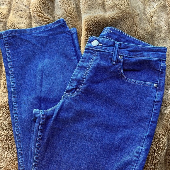 Lee Riders Relaxed fit size 12 - Picture 2 of 6